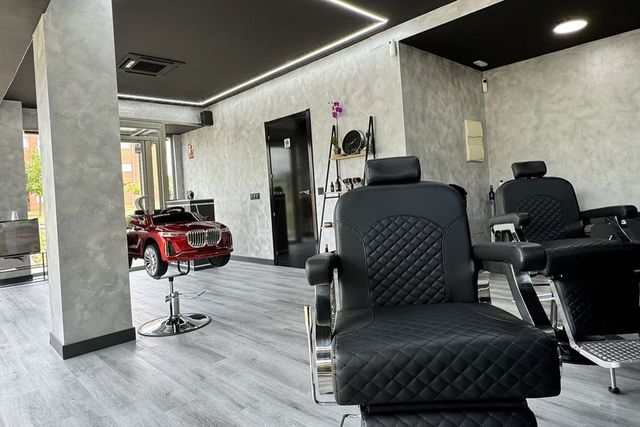 Interior de Dobleace Barbería en Illescas