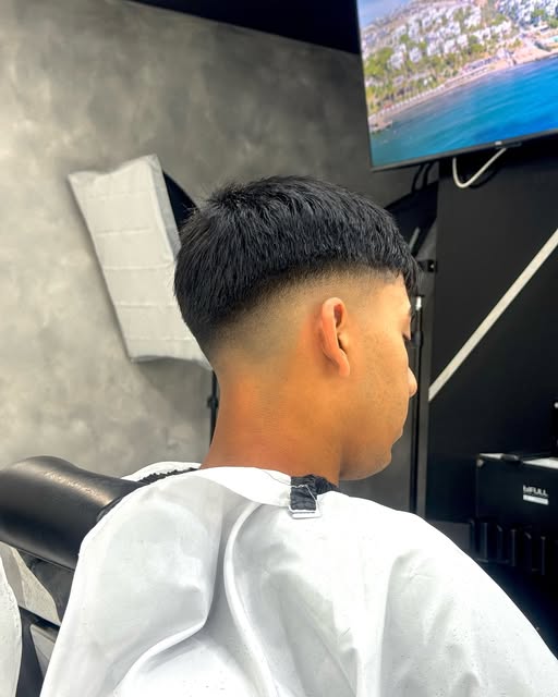 Corte degradado realizado en Dobleace Barbería
