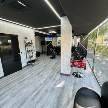 Corte infantil con diseño realizado en Dobleace Barbería